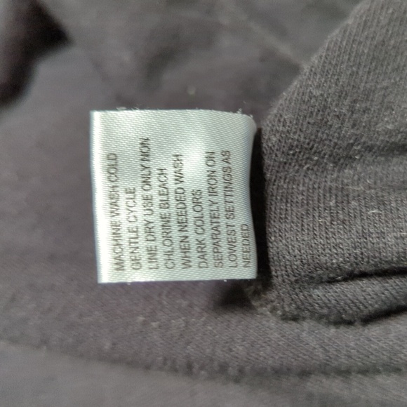 Miss Elaine Black Swim Coverup with Elegant Design - Picture 6 of 6